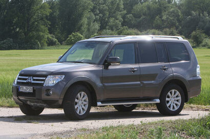 Pajero (06-18)