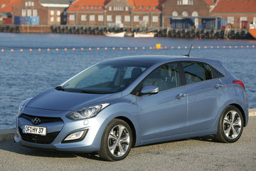 i30 5d. (12-17)