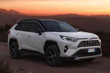 RAV4 5d. (19-)