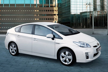 Prius III (09-16)