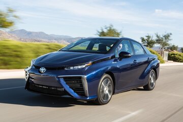 Toyota Mirai (17-)