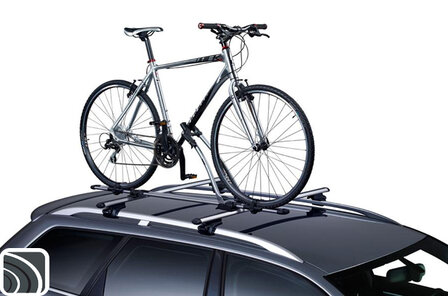 Thule FreeRide 532 op auto