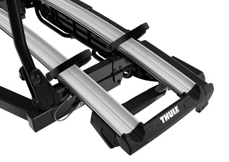 Large-Thule_Transport_Wheel_7p_Folded_917300