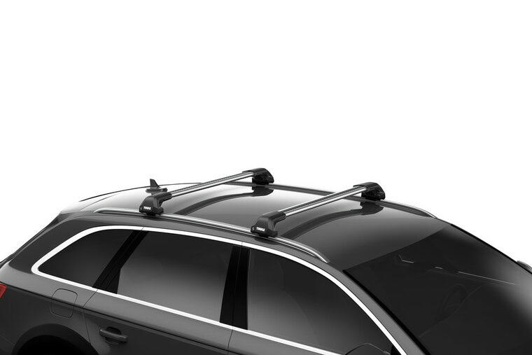 Thule WingBar Edge Fllush rail set op auto