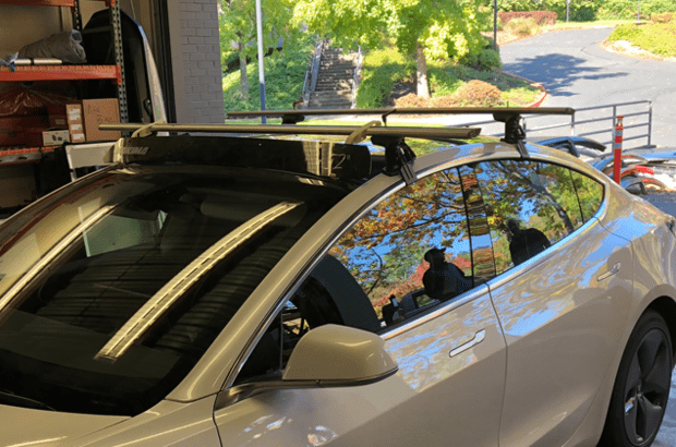 Yakima dakdargers tesla model 3