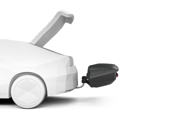 thule-arcos-black-906600-open-achterklep-auto