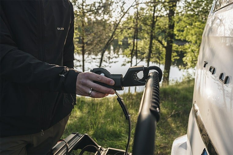 thule-velospace-3-2-bike-sfeerbeeld-bevestigen