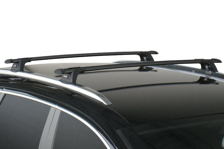 Yakima ThruBar Black gemonteerd